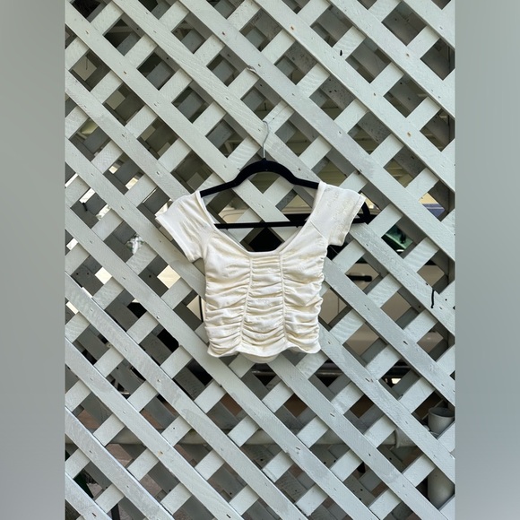 Free People Tops - ❤️Free People Ruched Floral Top